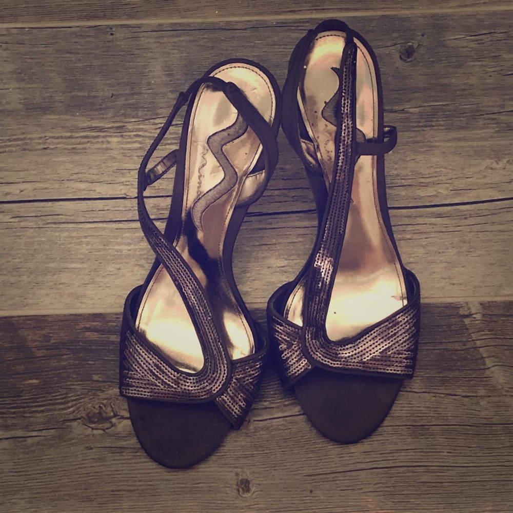 Charcoal gray sequined high heels